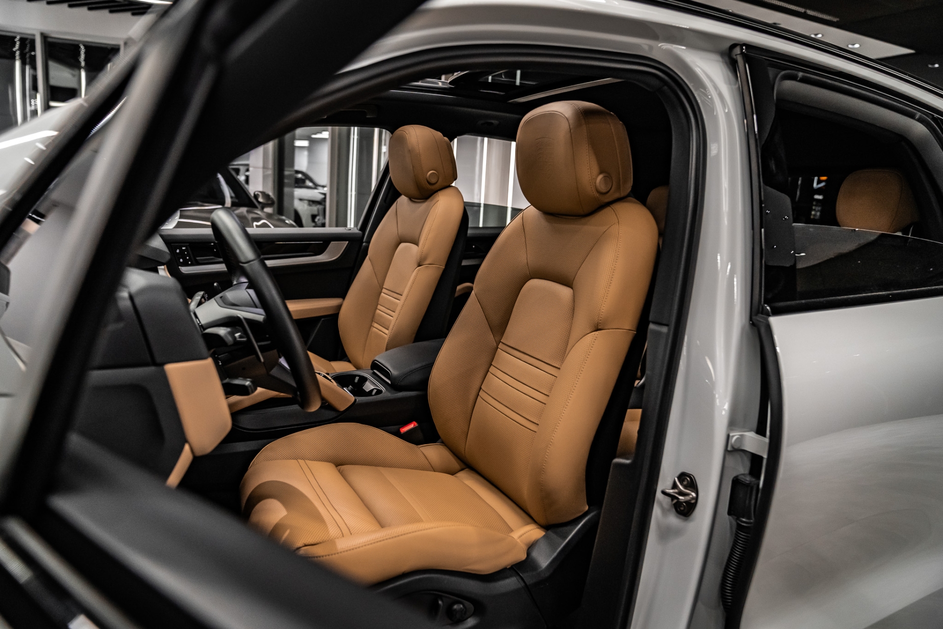 PORSCHE CAYENNE 2024-2025 TABA DERİ DÖŞEME