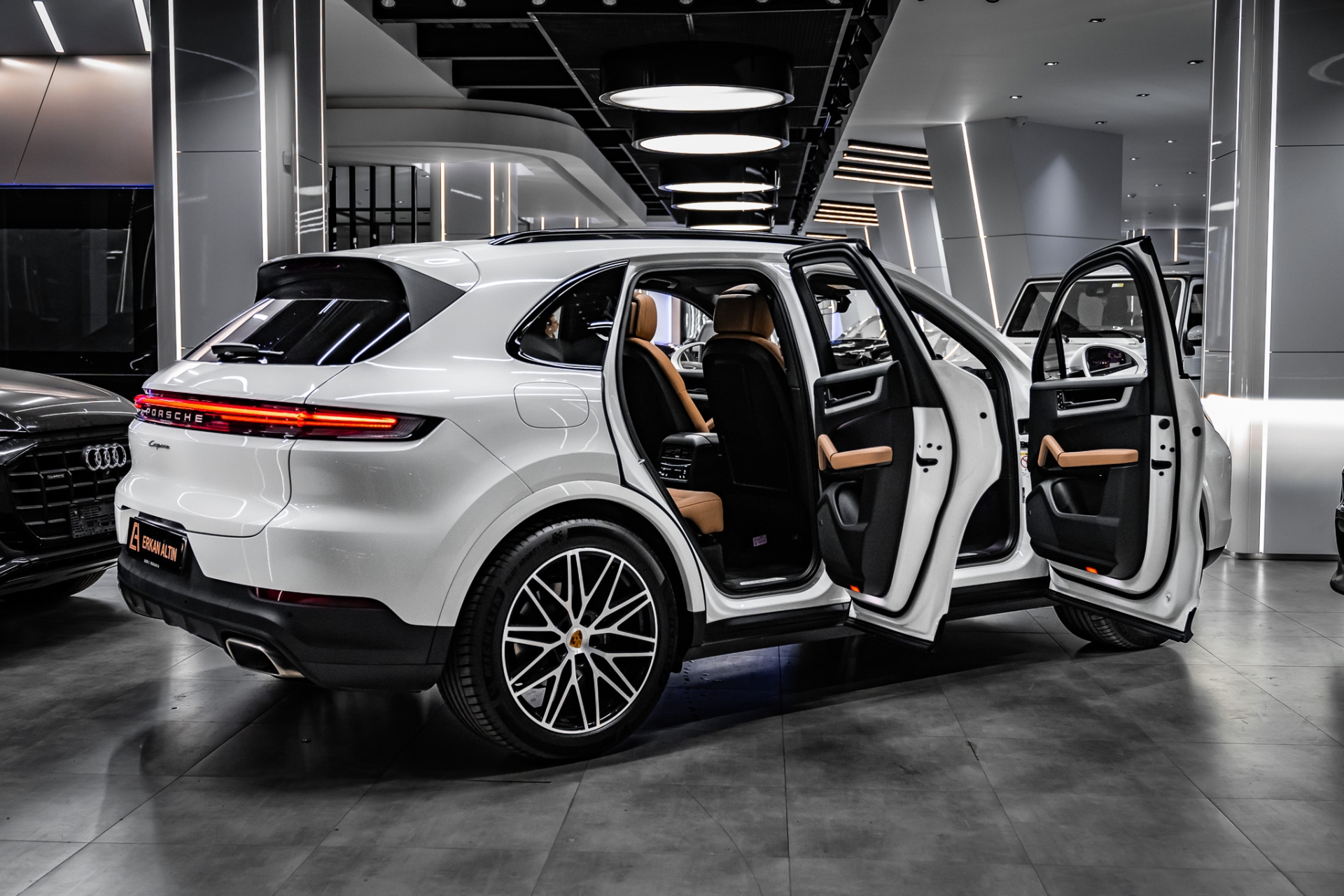 PORSCHE CAYENNE 2024-2025 TABA DERİ DÖŞEME