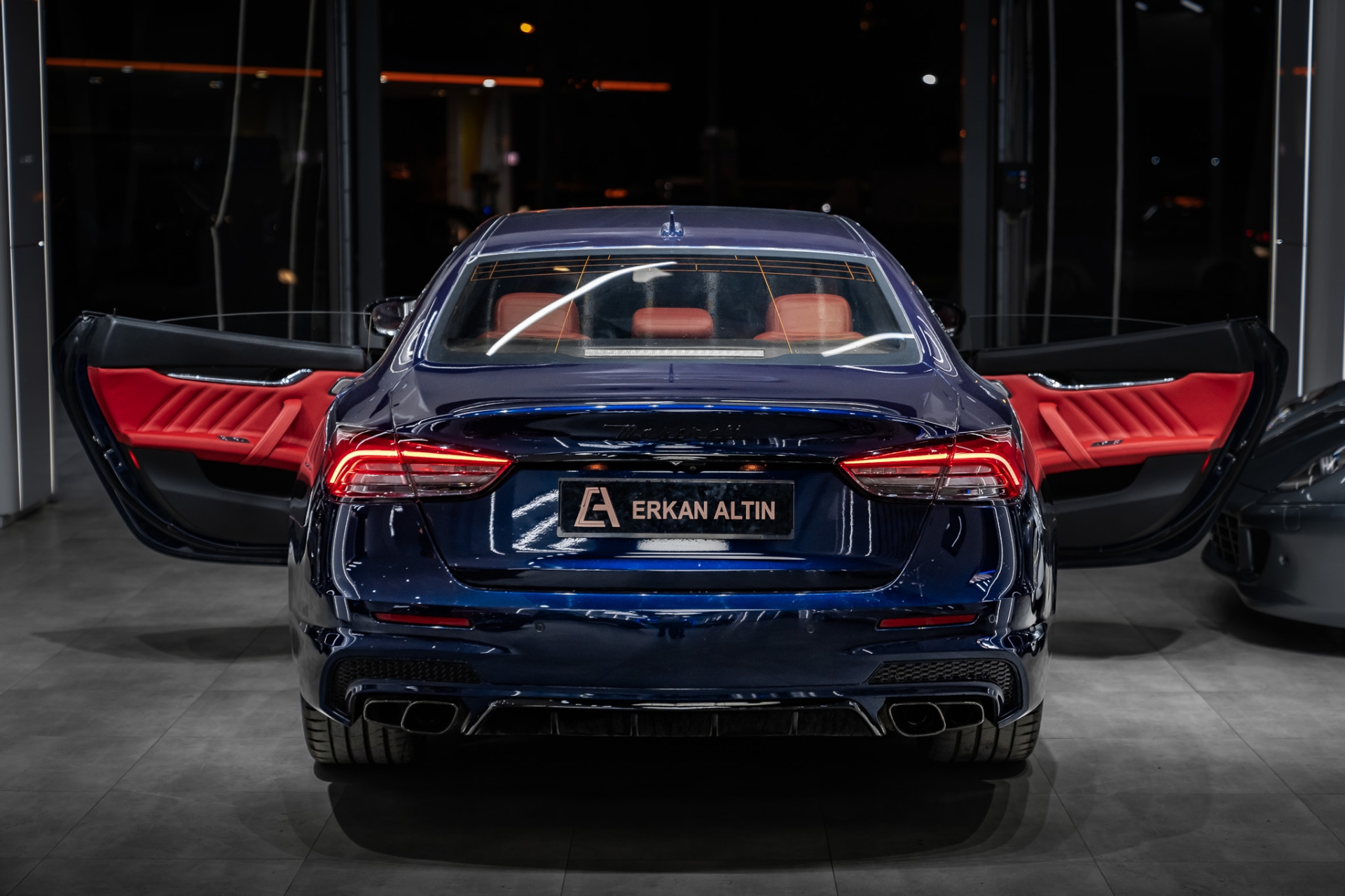 MASERATİ QUATTROPORTE 2013-2023 KIRMIZI DERİ DÖŞEME