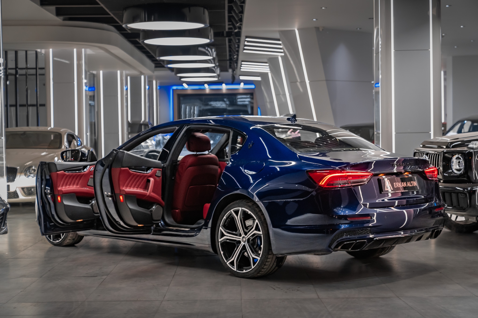 MASERATİ QUATTROPORTE 2013-2023 KIRMIZI DERİ DÖŞEME