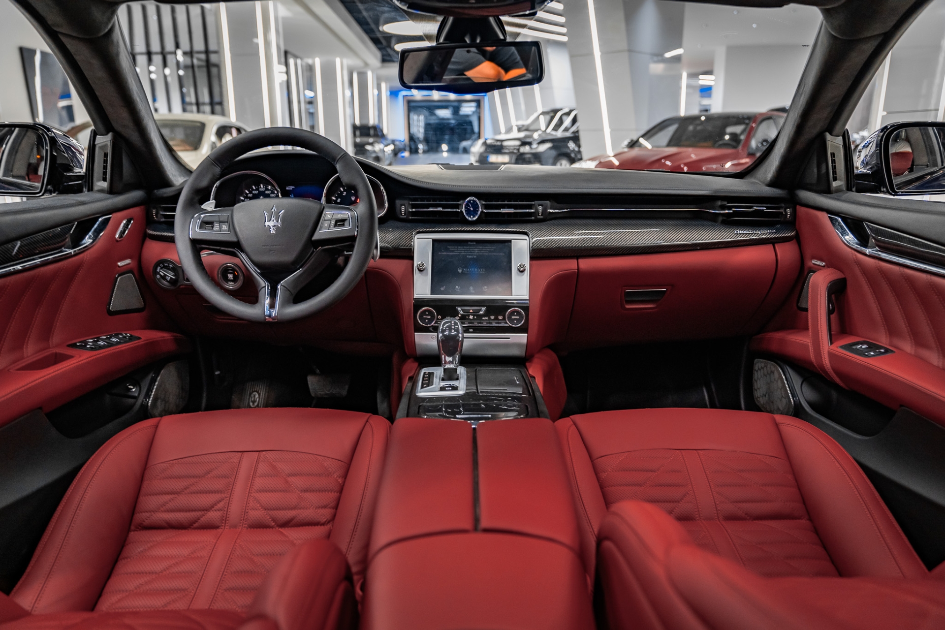 MASERATİ QUATTROPORTE 2013-2023 KIRMIZI DERİ DÖŞEME