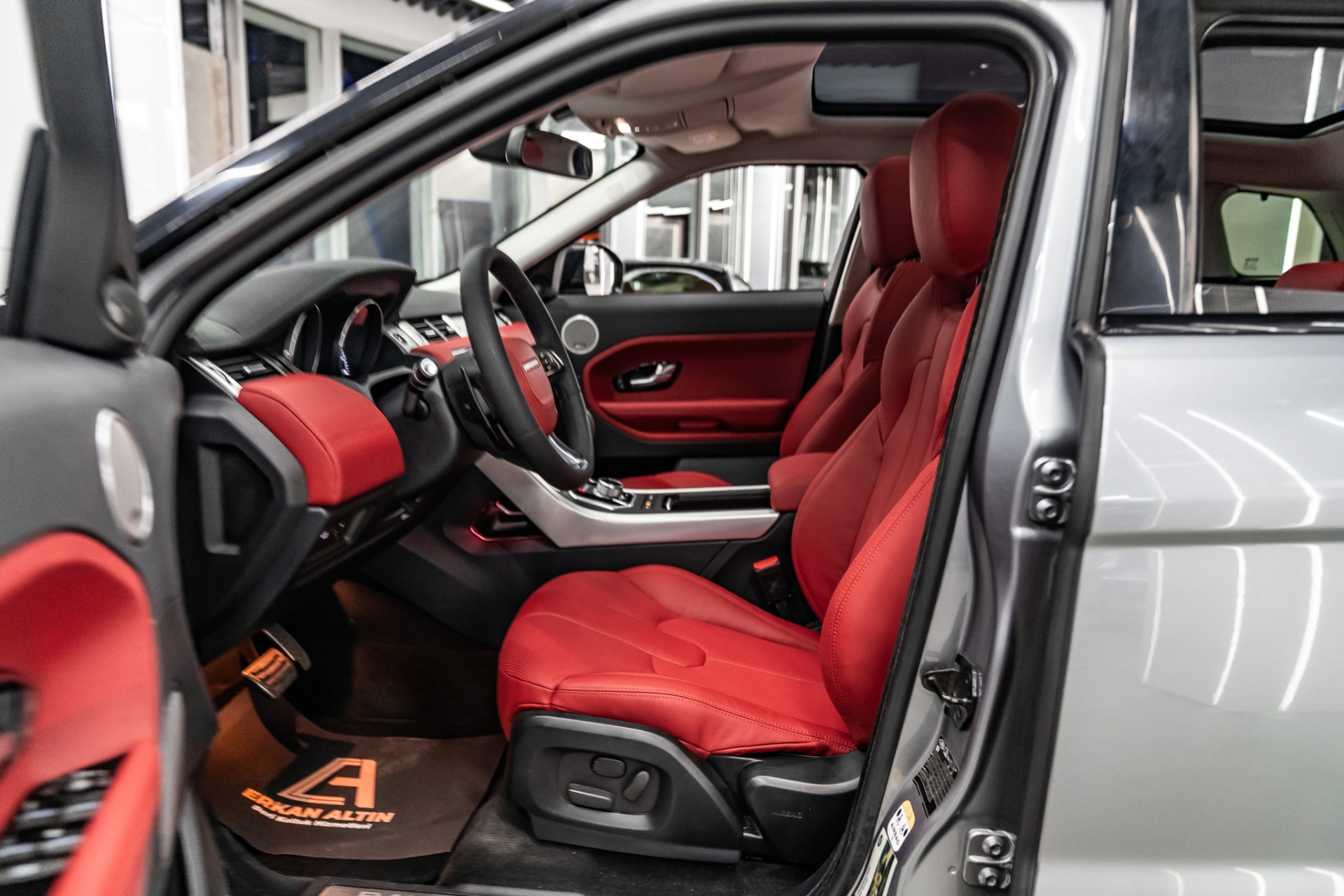 RANGE ROVER EVOQUE 2012-2019 KIRMIZI DERİ DÖŞEME