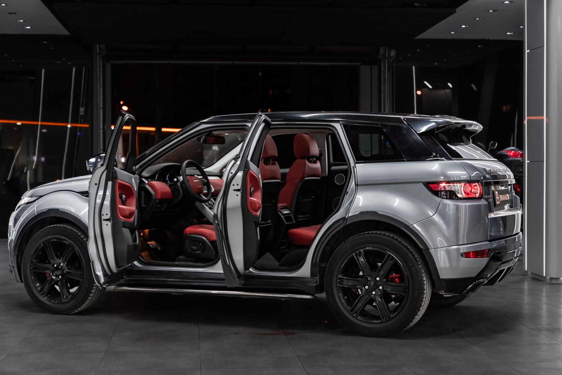 RANGE ROVER EVOQUE 2012-2019 KIRMIZI DERİ DÖŞEME